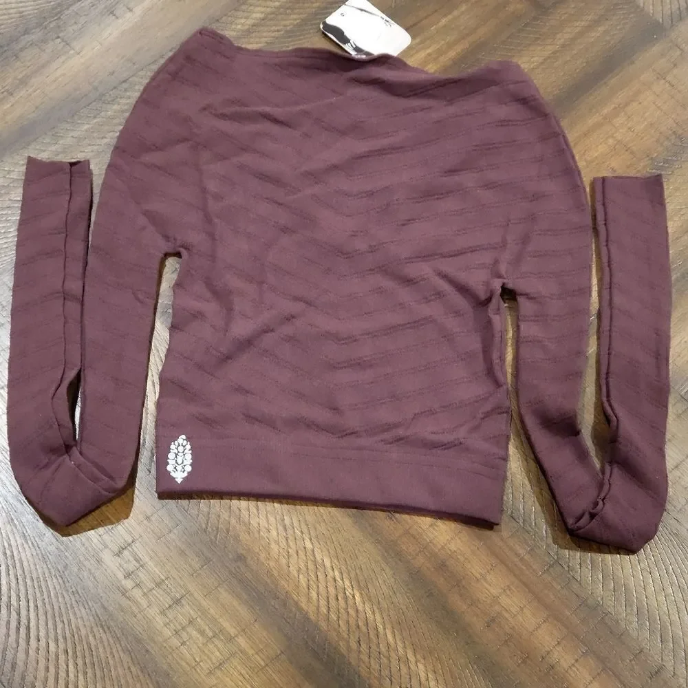 NWT! Free People Long Sleeve Crop Top Red Night Color XS